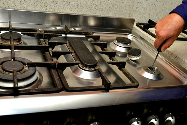 Riparazione Piani Cottura a Roma: Guida Completa